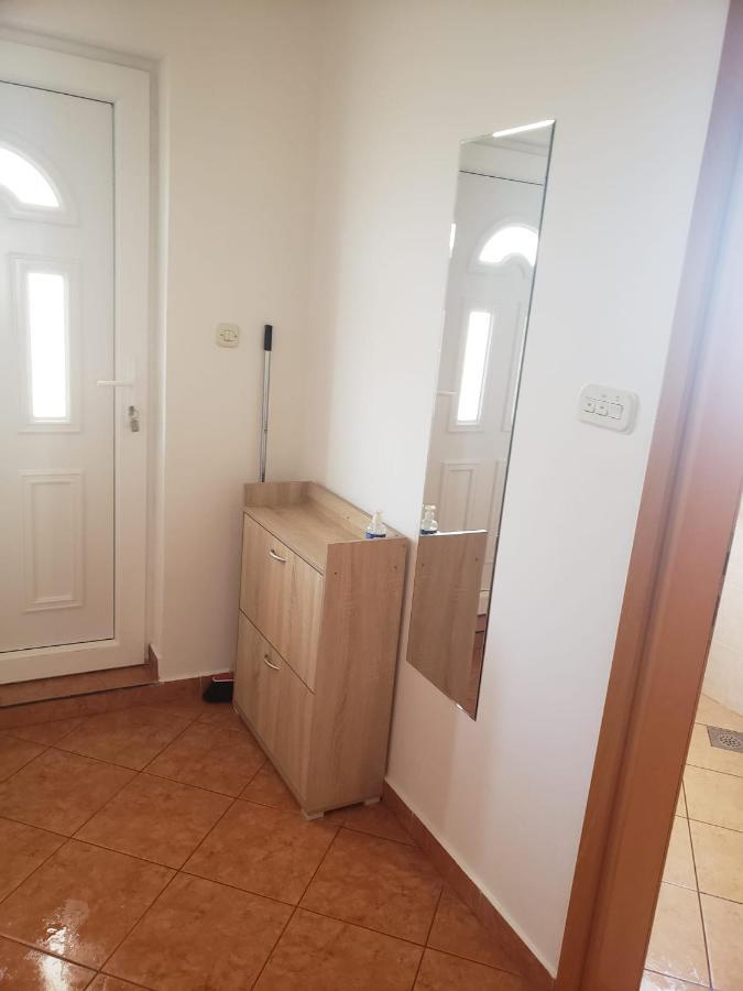 Apartmani Ciklic Dobropoljana エクステリア 写真