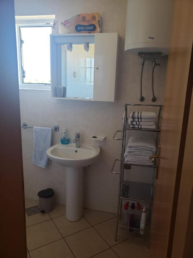 Apartmani Ciklic Dobropoljana エクステリア 写真